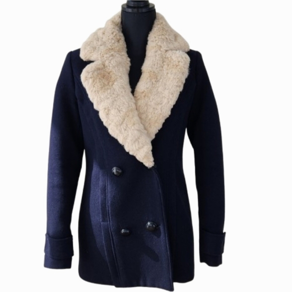 Zara Jackets & Blazers - ZARA Trafaluc Outerwear Navy Wool Double-breasted Coat Faux Fur Collar (S)